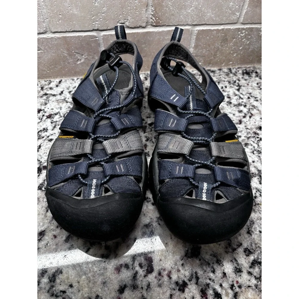KEEN Newport H2 Shoes Mens‎ Size 9 Blue Waterproof Sandals Hiking Outdoor Trail